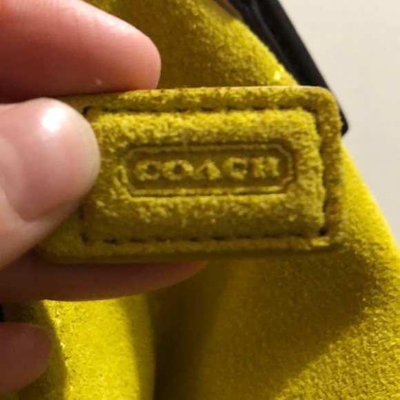 Like new unique coach soft leather purse. - Picture 3 of 8